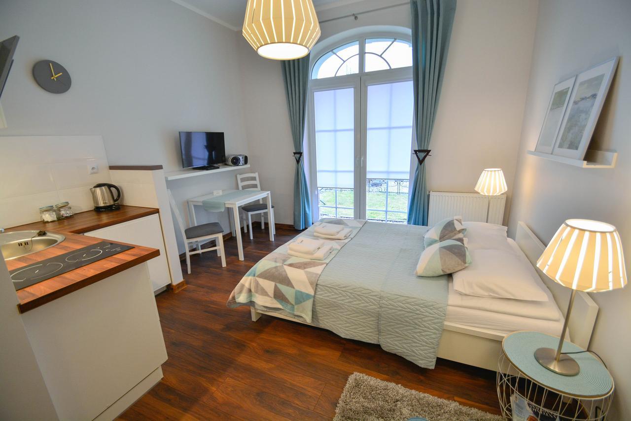 Korona Piastow - Apartamenty Na Wyspie - Parking - Taras Swinemünde Exterior foto